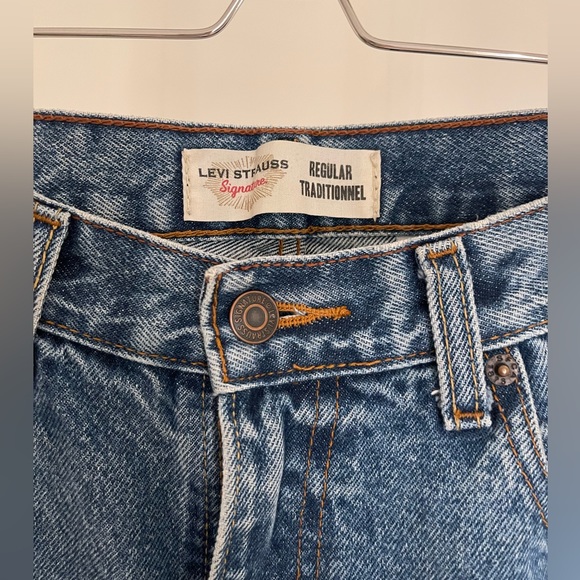 Levi Strauss Signature Jeans - Picture 2 of 5